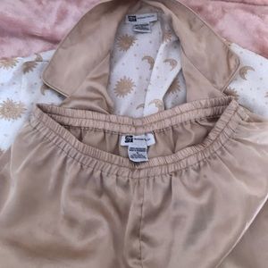 New Morgan Taylor silk pajama set